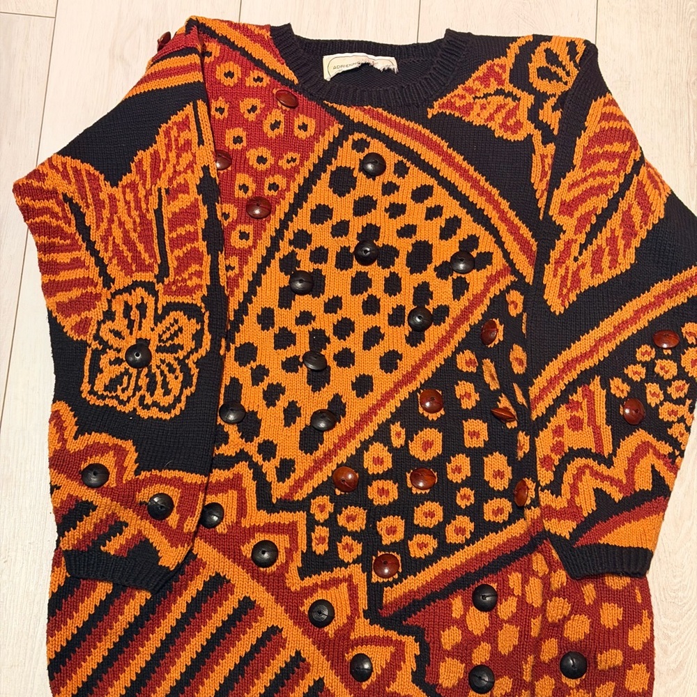 Vintage Adrienne Vittadini Cotton Abstract Animal Print Sweater Wooden Detailing
